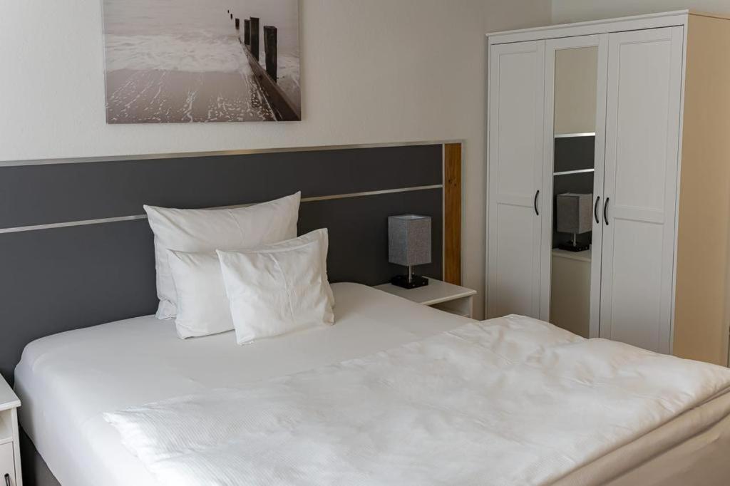 City Apartments Bad Wimpfen Warum-Ins-Hotel ภายนอก รูปภาพ